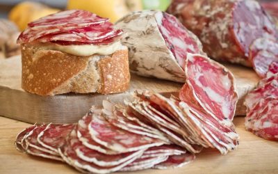 Devez-vous renoncer au saucisson durant la grossesse ?