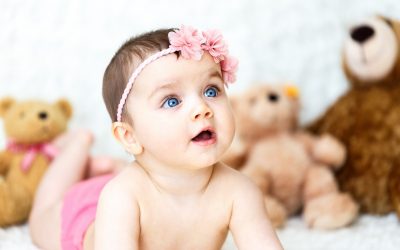 Gigoteuse, pyjama et peluche : 3 « must have » à glisser dans la check-list à prévoir pour bébé