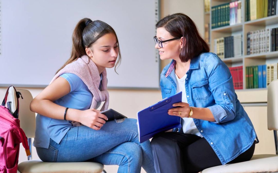 Coaching ou psychologie : quel accompagnement pour votre ado ?